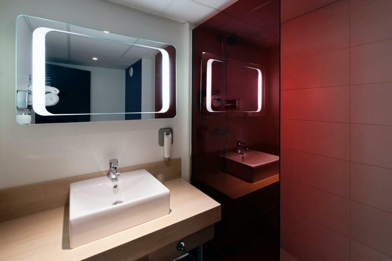 Hotel Ibis Styles Sur Saone 3*